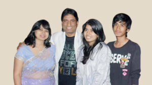 Raju Srivastav with family
